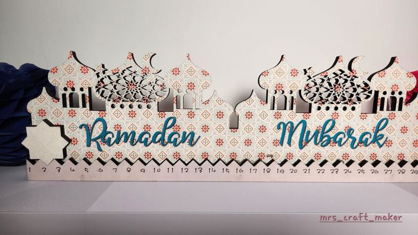 Ramadan wooden countdown tracker